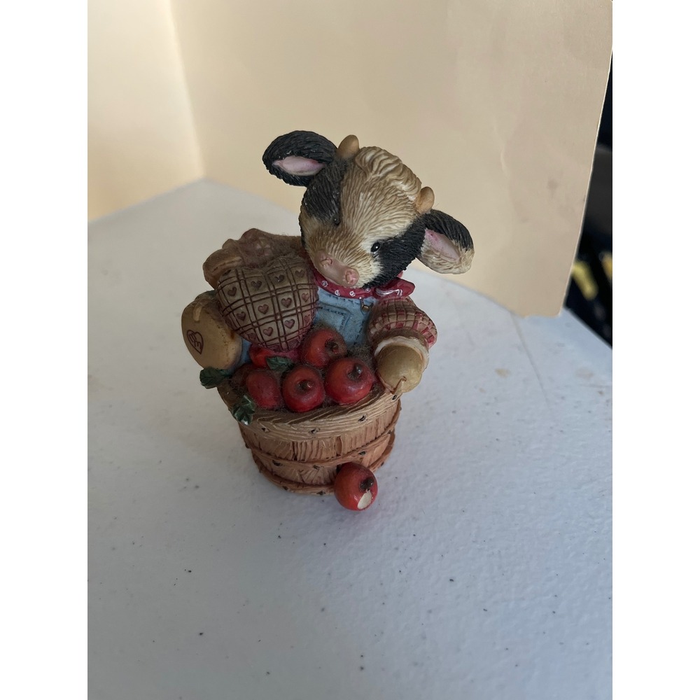 Enesco Mary Rhyner I Love You A Bushel And A Peck Cow Figurine 1994 104264